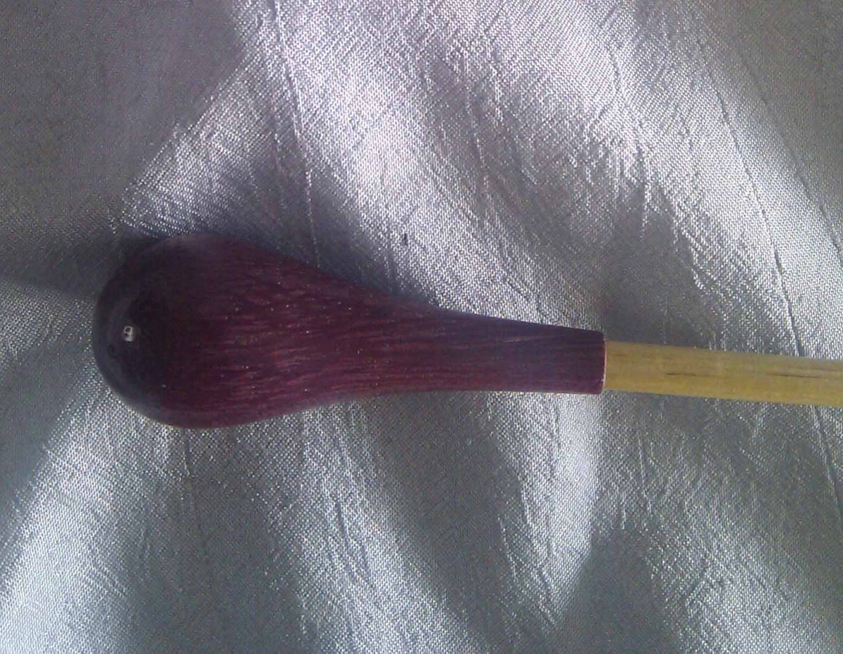 Dirigierstock Serie S, Länge 12, Purpleheart, natur - hier klicken Dirigierstock Serie S, Länge 12, Purpleheart, natur - hier klicken