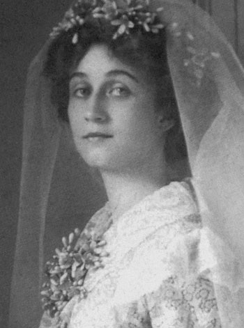 Patton, George S. Mrs - hier klicken Patton, George S. Mrs - hier klicken